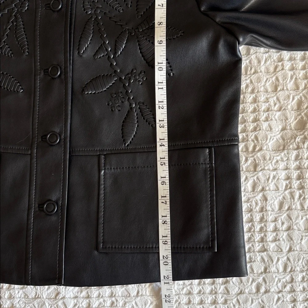 Chico’s Faux Leather Cropped Jacket Black Cutwork Detail Women’s S (US 6)